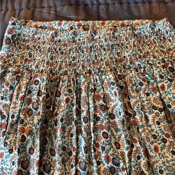 Natural Life Cream and Blue Casual Bottoms with Floral Design - Picture 3 of 5